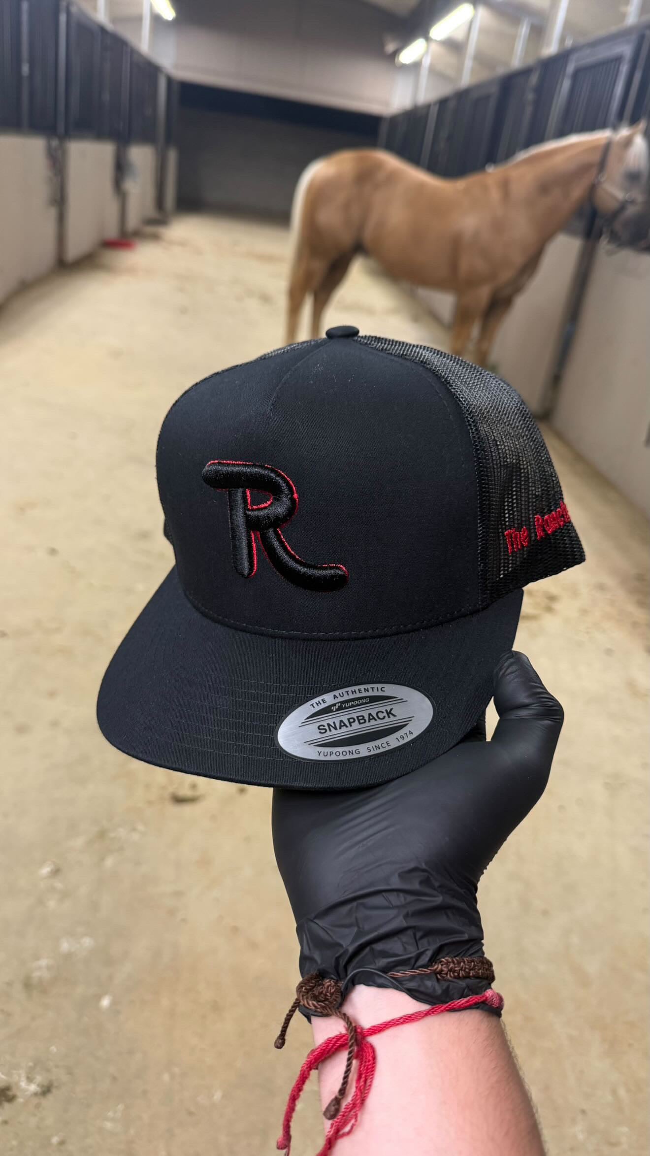 Black with red outline R